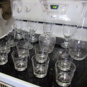 Lot of 17 Beautiful Floral Etched Crystal Wine Drinking Glasses & 2 Vases